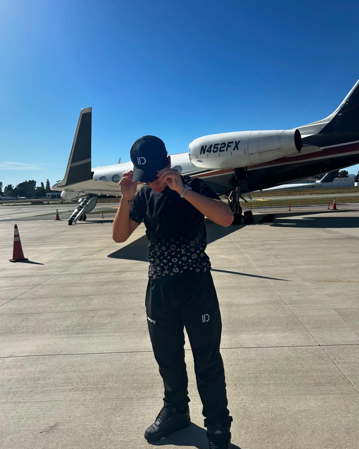 Urban Edge Distressed Cap - Black